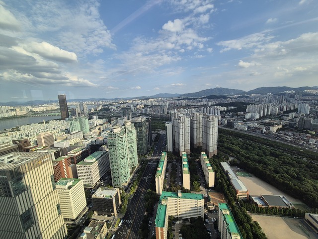 뉴스 썸네일
