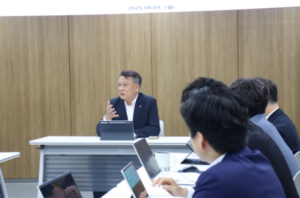 뉴스 썸네일