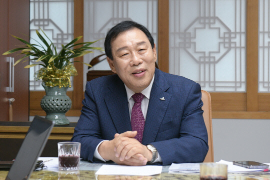 뉴스 썸네일