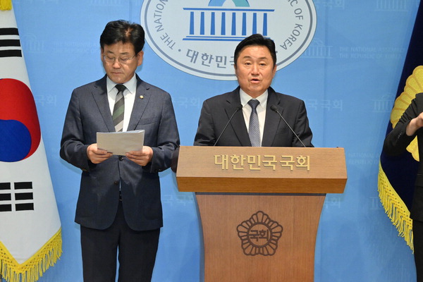 뉴스 썸네일