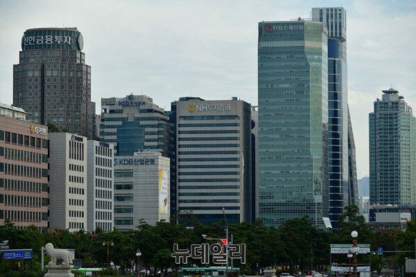 서버 장애 막아라 증권업계, 전산시스템 고도화 작업 분주